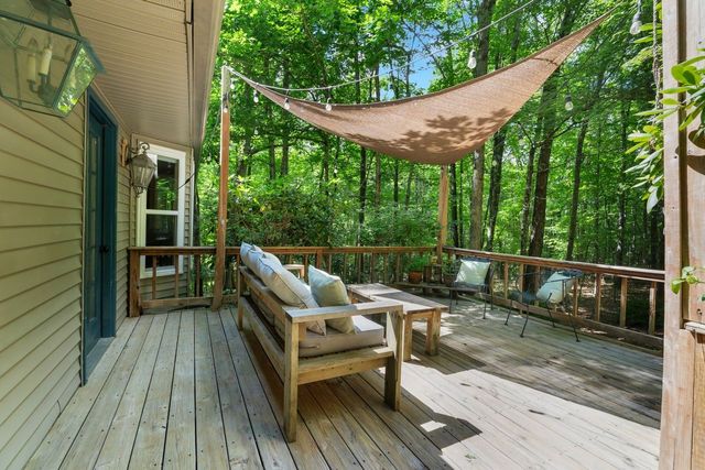 1637 Clifftops Ave, Monteagle, TN 37356
