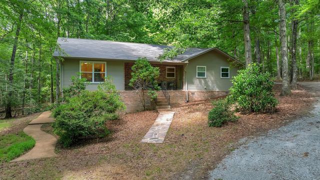 1637 Clifftops Ave, Monteagle, TN 37356