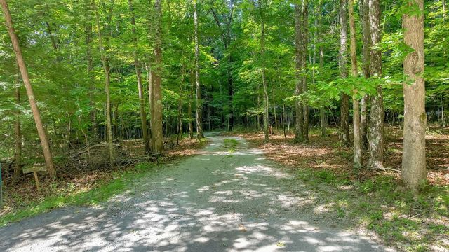 1637 Clifftops Ave, Monteagle, TN 37356
