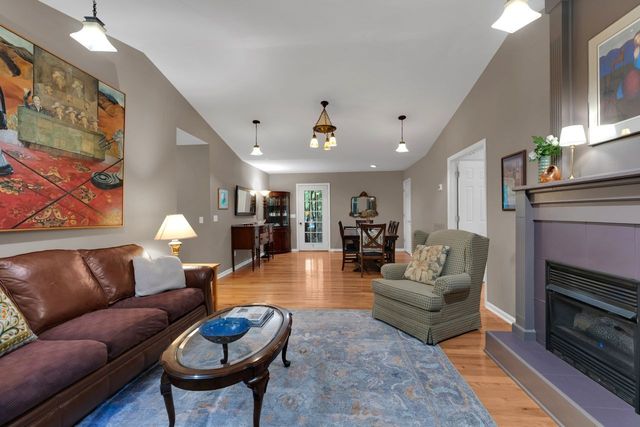 1637 Clifftops Ave, Monteagle, TN 37356