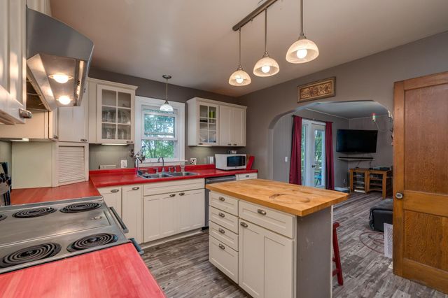 22082 State Highway 60, Madison Lake, MN 56063