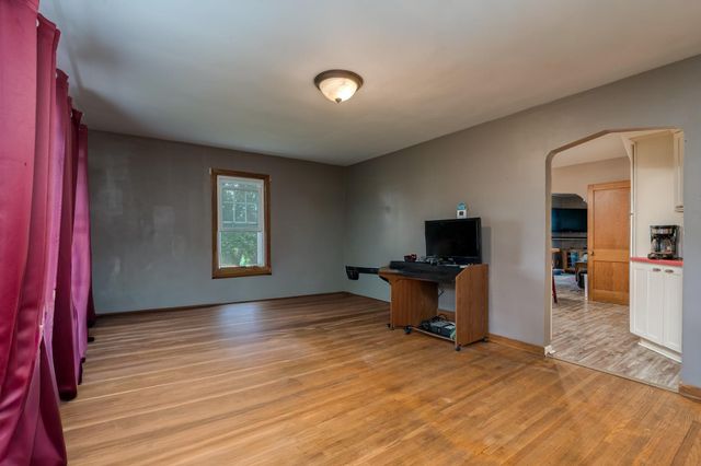 22082 State Highway 60, Madison Lake, MN 56063