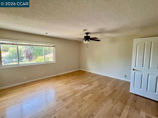 3151 La Playa Ct, Lafayette, CA 94549