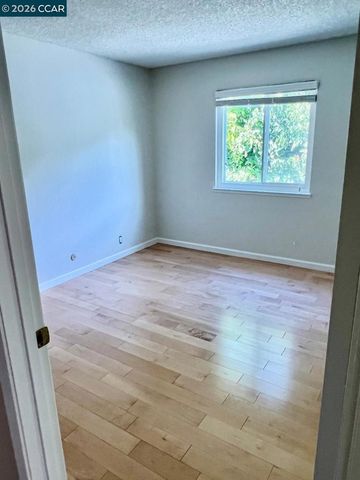 3151 La Playa Ct, Lafayette, CA 94549