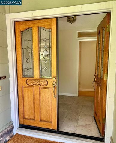 3151 La Playa Ct, Lafayette, CA 94549