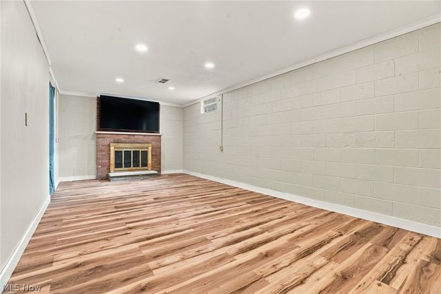 1367 Cherry Lane, Uniontown, OH 44685