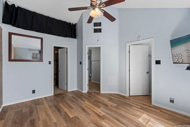 11011 Forest Crown, Live Oak, TX 78233