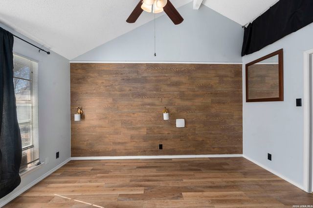 11011 Forest Crown, Live Oak, TX 78233