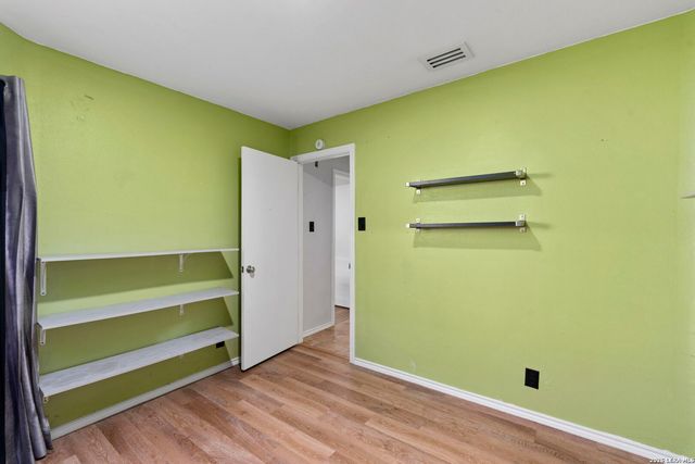 11011 Forest Crown, Live Oak, TX 78233