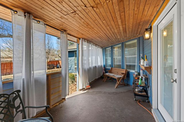 11011 Forest Crown, Live Oak, TX 78233