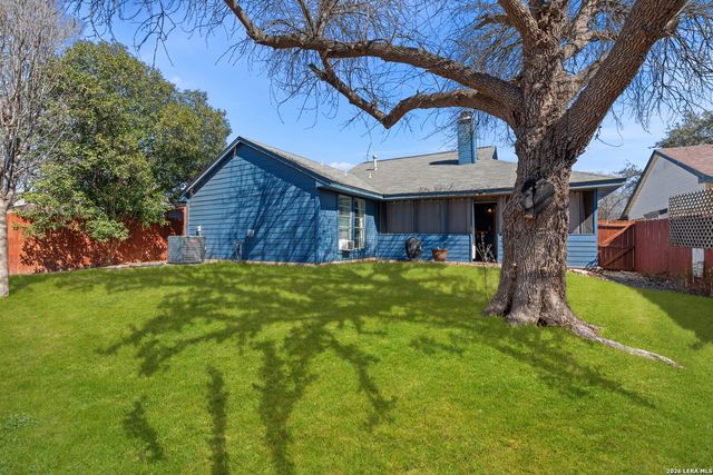 11011 Forest Crown, Live Oak, TX 78233