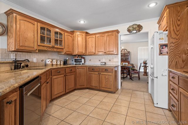 5997 Putman, Marietta, OK 73448