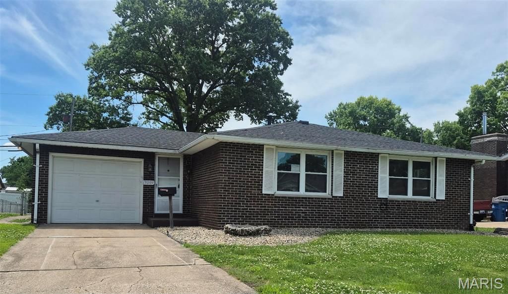 3209 Newell Drive, Granite City, IL 62040