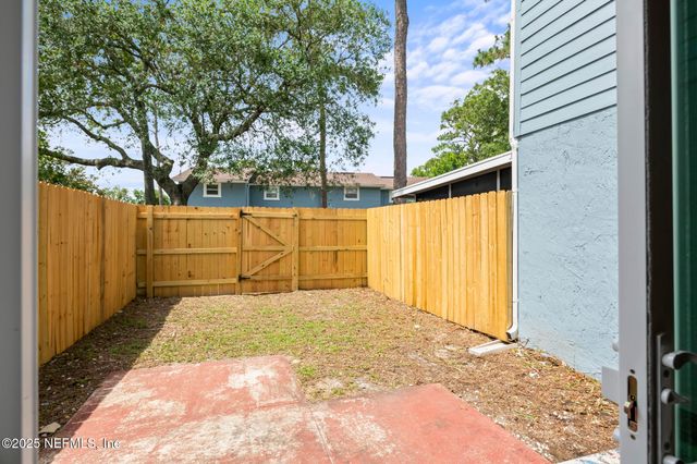 11359 BEDFORD OAKS Drive, Jacksonville, FL 32225