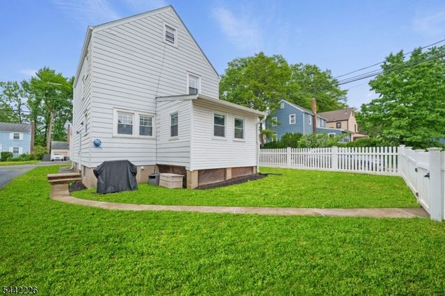 2 High St, Bloomfield Twp., NJ 07003