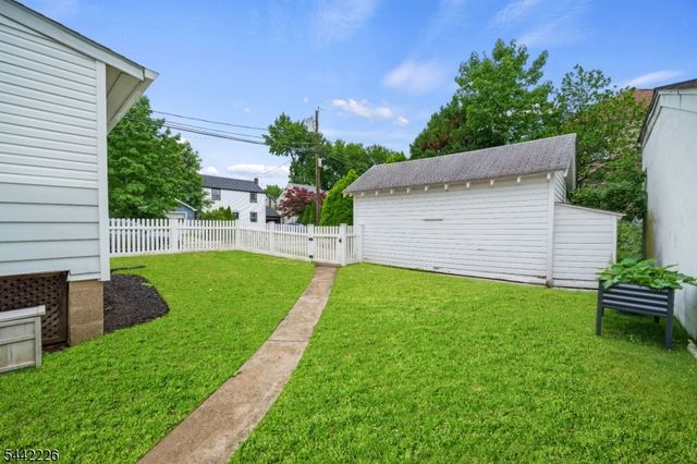 2 High St, Bloomfield Twp., NJ 07003