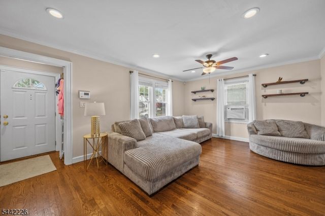 2 High St, Bloomfield Twp., NJ 07003