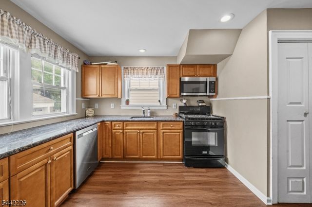 2 High St, Bloomfield Twp., NJ 07003