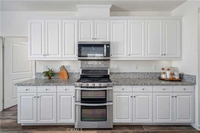 45025 43rd West, Lancaster, CA 93536