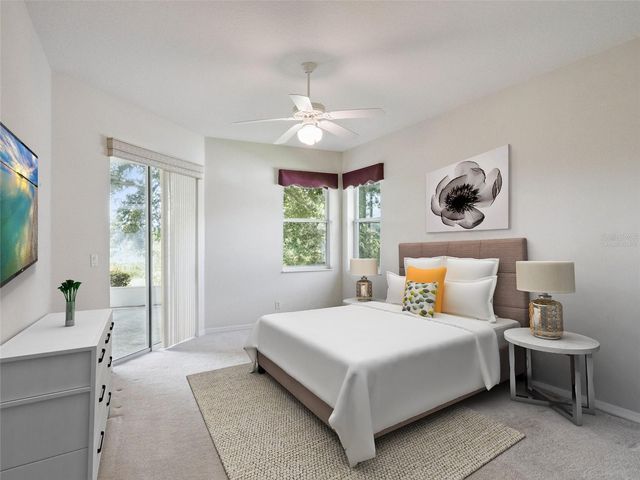 21606 KING HENRY AVENUE, Leesburg, FL 34748