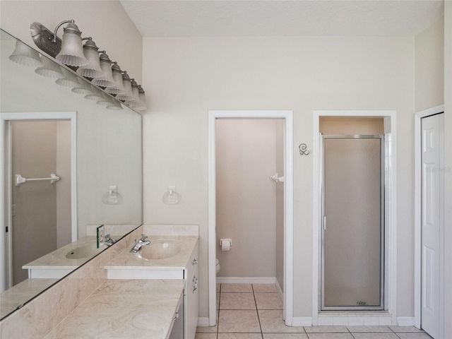 21606 KING HENRY AVENUE, Leesburg, FL 34748