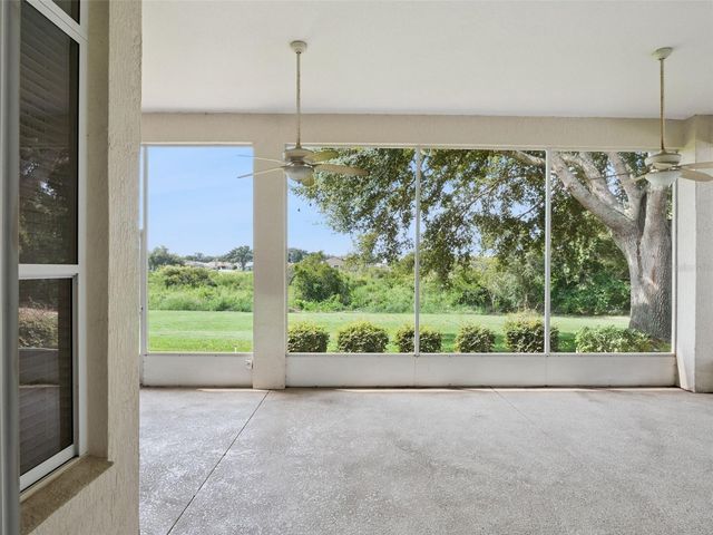 21606 KING HENRY AVENUE, Leesburg, FL 34748