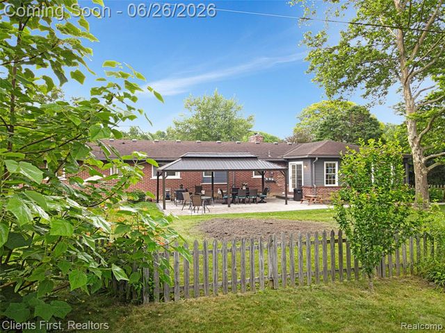 11879 Amherst Court, Plymouth, MI 48170
