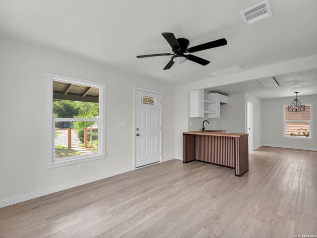 247 WINGATE AVE, San Antonio, TX 78204