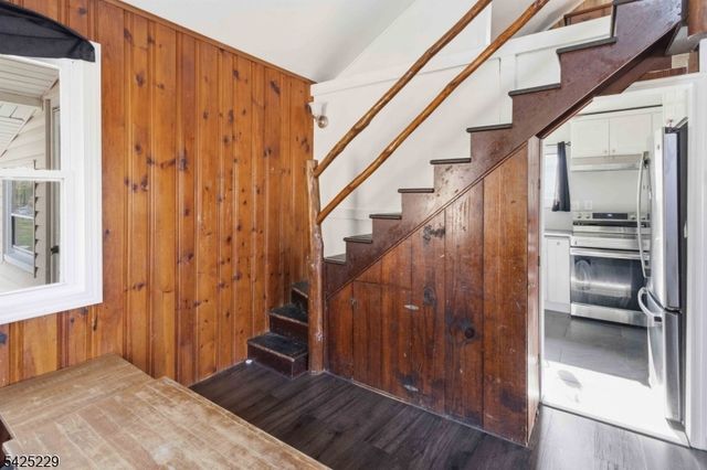 54 Wildwood Rd, Jefferson Twp., NJ 07438