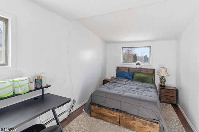 54 Wildwood Rd, Jefferson Twp., NJ 07438
