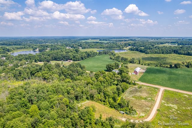 8323 Mcarthur Avenue, Belding, MI 48809