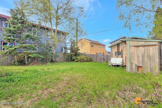 508 N Bunn Street, Anchorage, AK 99508