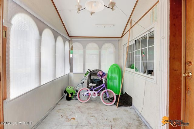 508 N Bunn Street, Anchorage, AK 99508