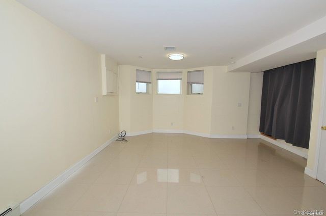 154-36 20th Road, Whitestone, NY 11357