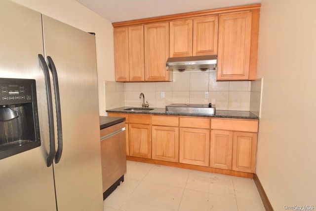 154-36 20th Road, Whitestone, NY 11357