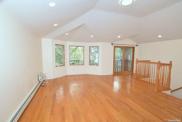 154-36 20th Road, Whitestone, NY 11357