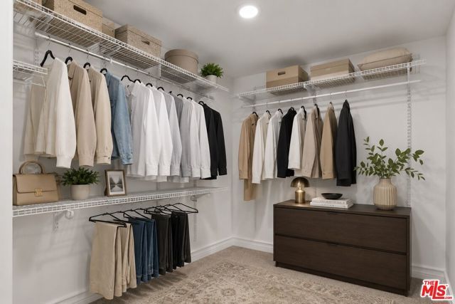 936 N Hudson Avenue 302, Los Angeles, CA 90038