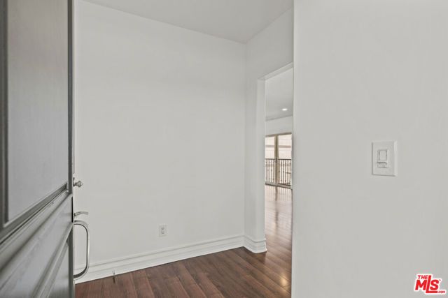 936 N Hudson Avenue 302, Los Angeles, CA 90038