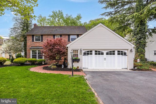 408 KINGS HWY, Moorestown, NJ 08057