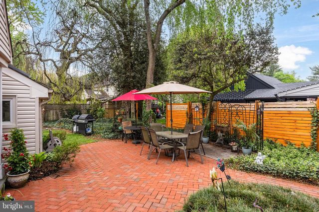 408 KINGS HWY, Moorestown, NJ 08057