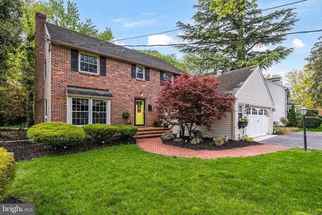 408 KINGS HWY, Moorestown, NJ 08057