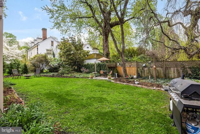 408 KINGS HWY, Moorestown, NJ 08057