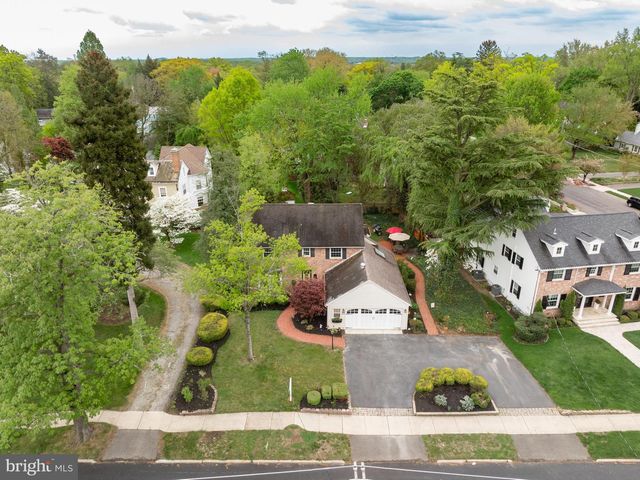 408 KINGS HWY, Moorestown, NJ 08057