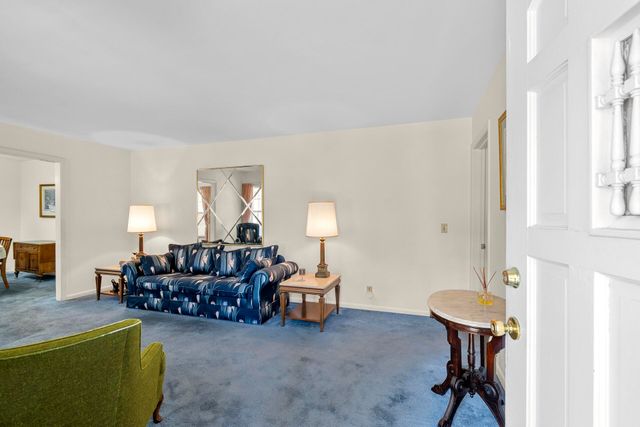 1318 New Castle Street, Charleston, SC 29407