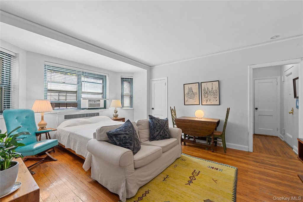 34-20 79th Street 1, Jackson Heights, NY 11372 — photo 2