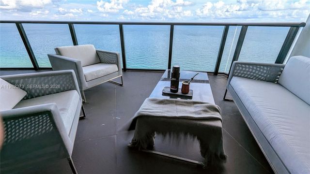 18555 Collins Ave. 3005, Sunny Isles Beach, FL 33160