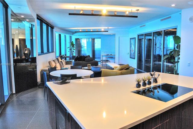 18555 Collins Ave. 3005, Sunny Isles Beach, FL 33160