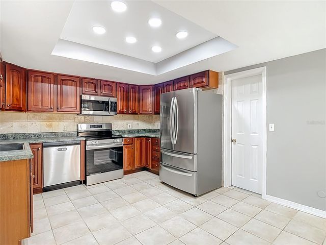 2445 GLENVIEW DRIVE, Land O Lakes, FL 34639