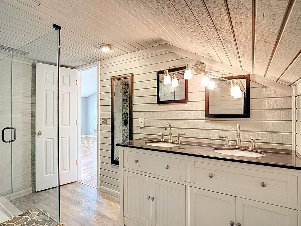 Image 44 of property listing at 2445 GLENVIEW DRIVE, Land O Lakes, FL 34639