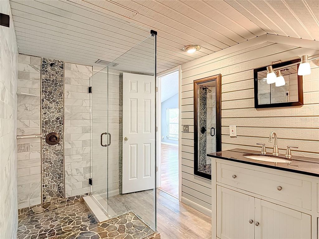 Image 45 of property listing at 2445 GLENVIEW DRIVE, Land O Lakes, FL 34639